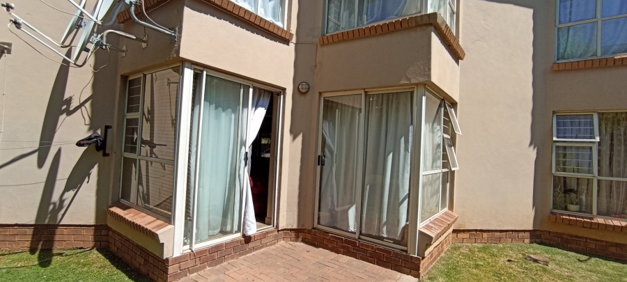 2 Bedroom Property for Sale in Dassie Rand North West